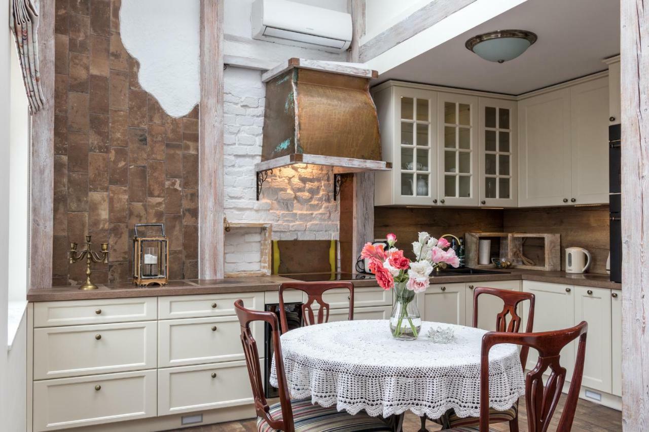 Cheerful Air Conditioned Apartment With Mezzanine And Parking - Old Town Cracóvia Exterior foto