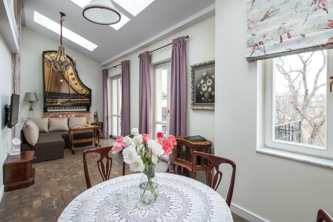 Cheerful Air Conditioned Apartment With Mezzanine And Parking - Old Town Cracóvia Exterior foto