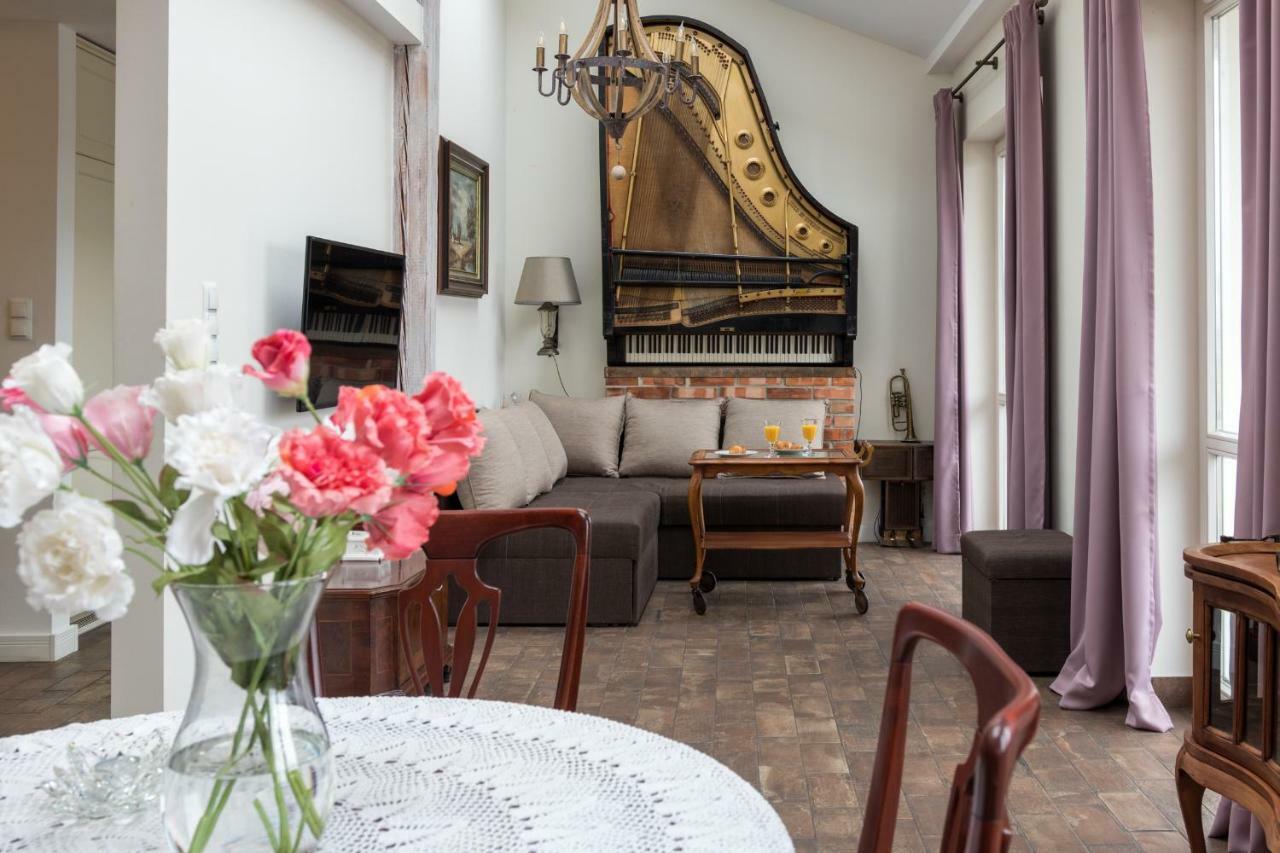 Cheerful Air Conditioned Apartment With Mezzanine And Parking - Old Town Cracóvia Exterior foto