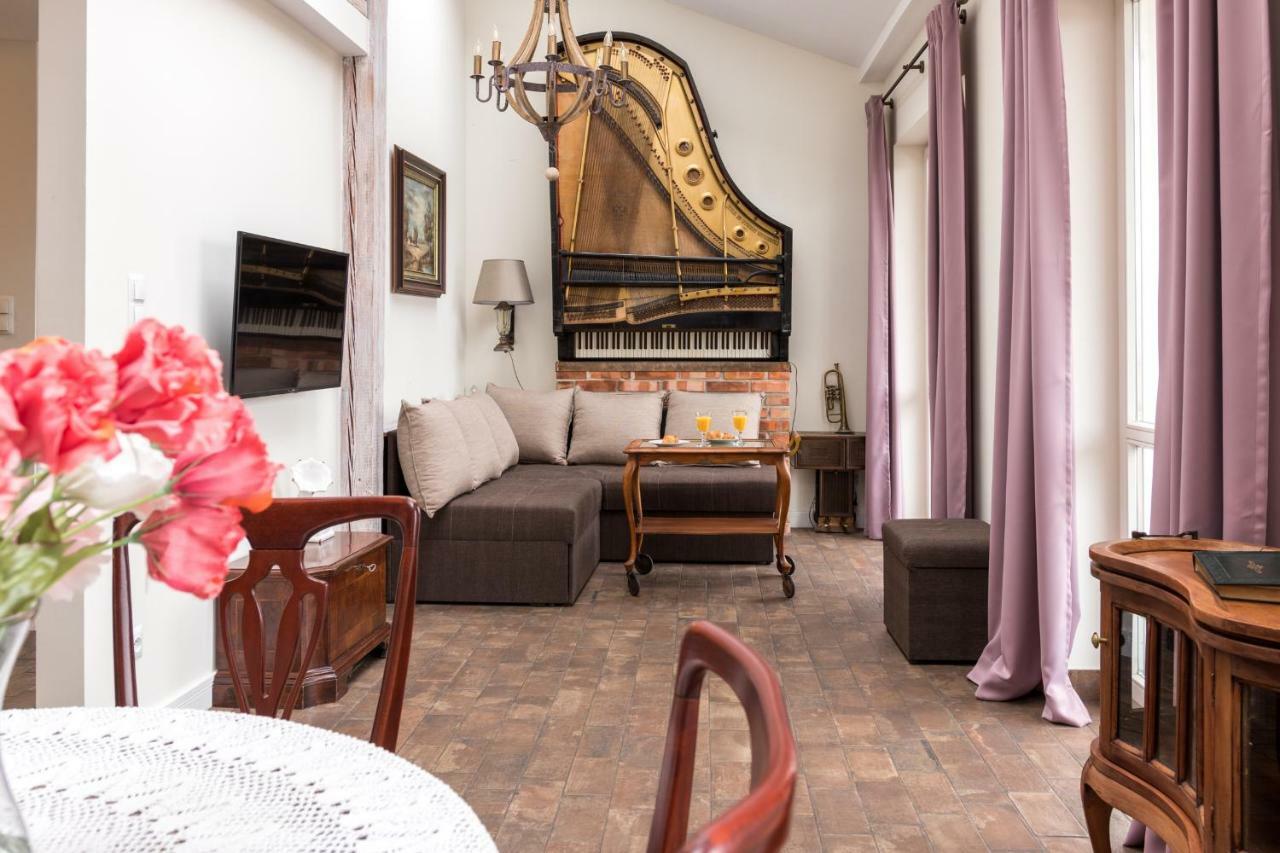 Cheerful Air Conditioned Apartment With Mezzanine And Parking - Old Town Cracóvia Exterior foto