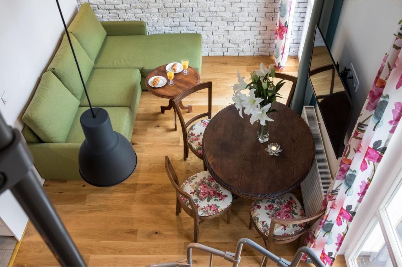 Cheerful Air Conditioned Apartment With Mezzanine And Parking - Old Town Cracóvia Exterior foto